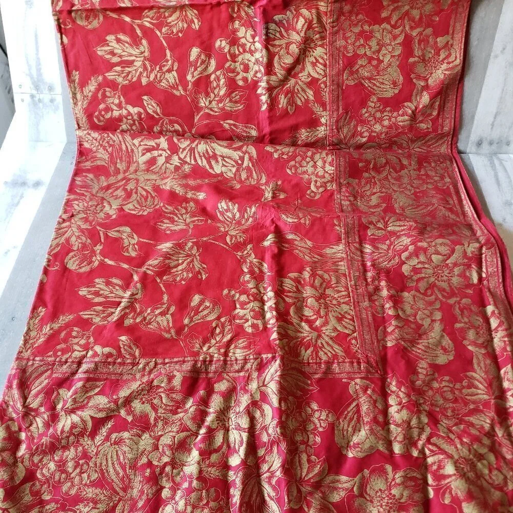 Unused - Crate&Barrel Red Gold Harvest Tablecloth 60